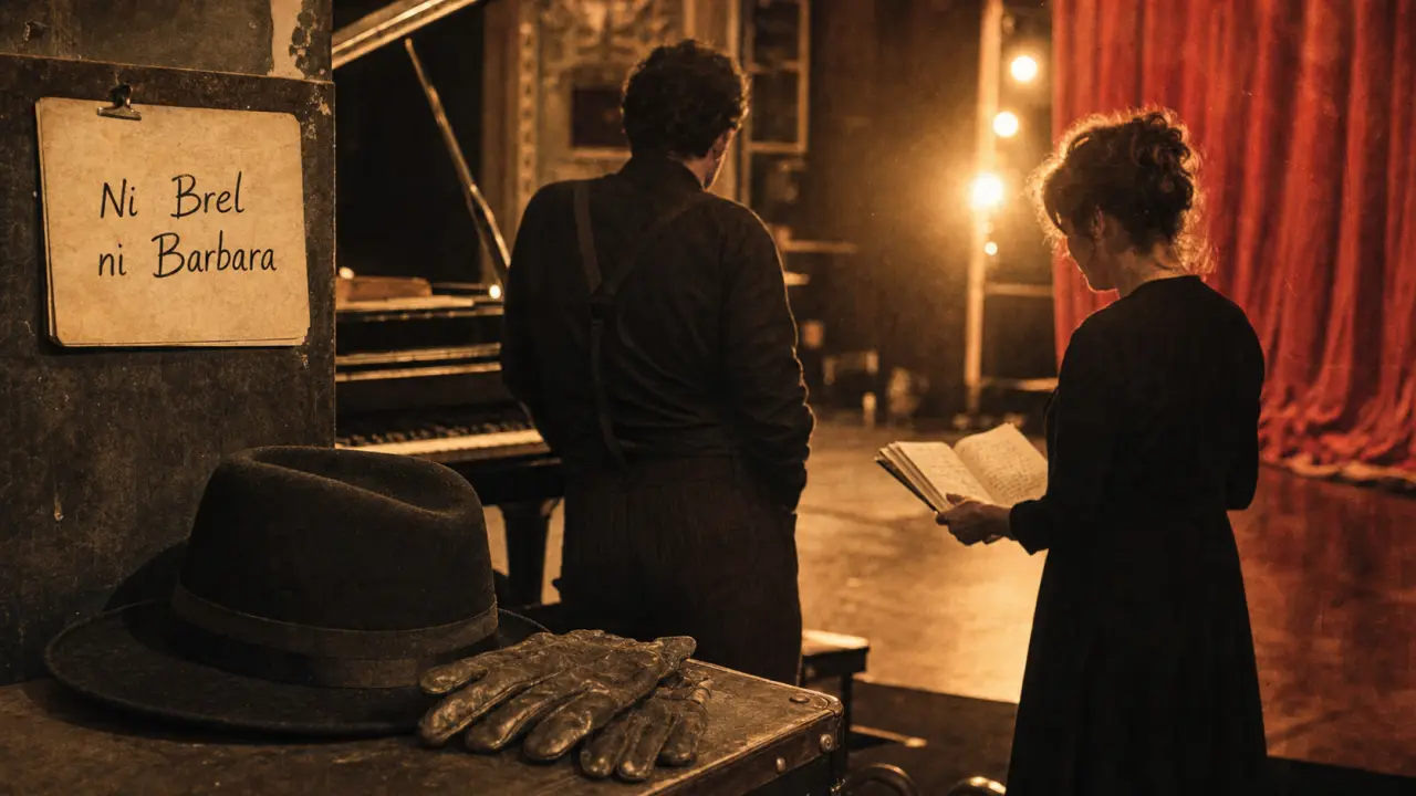 ni brel ni barbara avignon, scène de théâtre, gants et carnet